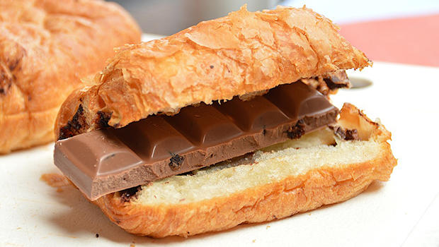 20221210225014pain_chocolat-chocolatine.jpg